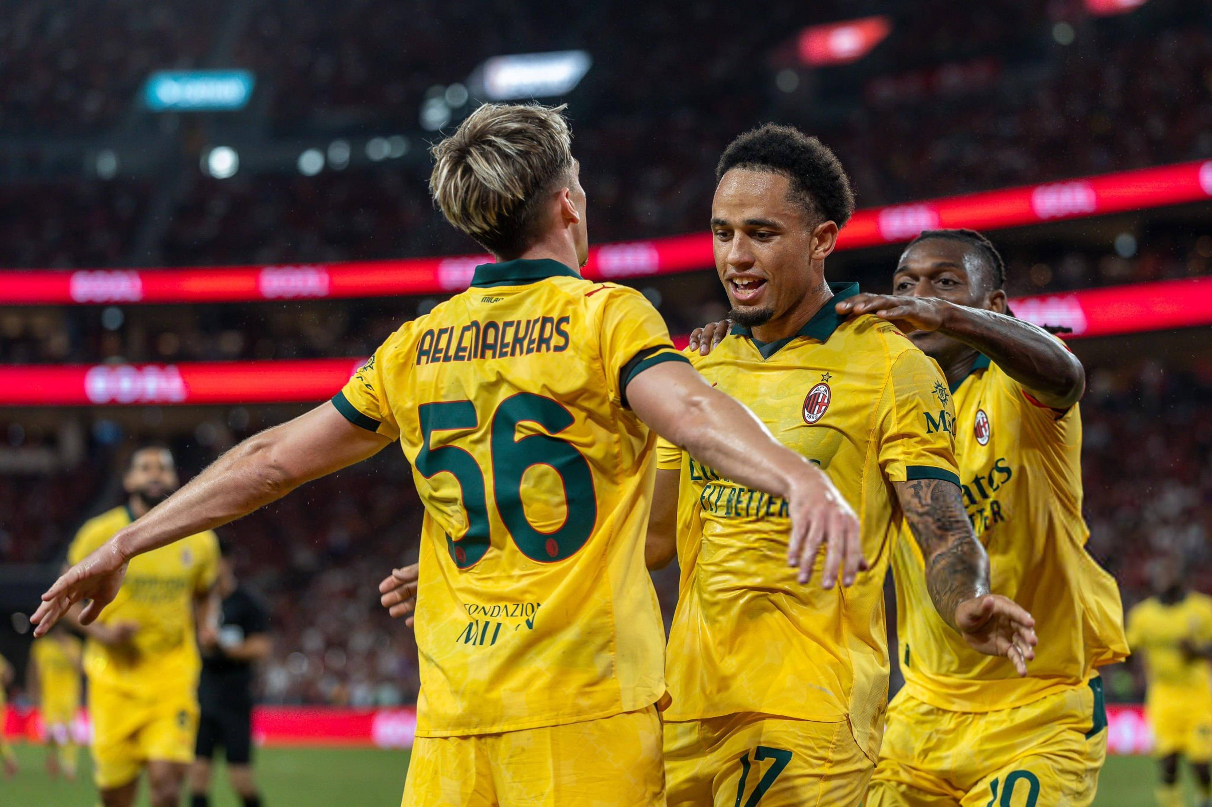 九游体育官网入口-AC米兰训练开放日；国际比赛日临场应变引欢呼；葡超在即；团队化学反应显著的简单介绍